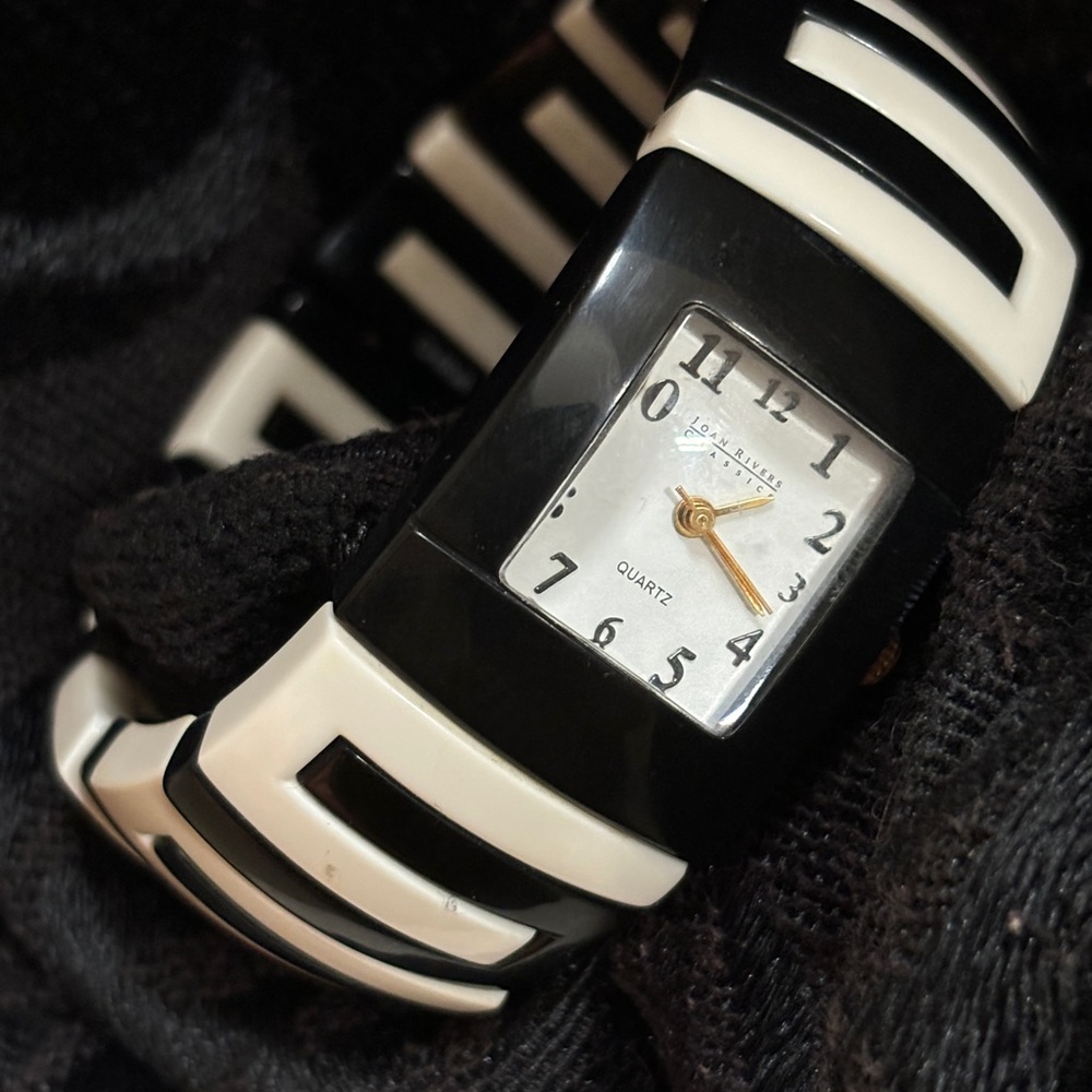VINTAGE JOAN RIVERS BRACELET WATCH